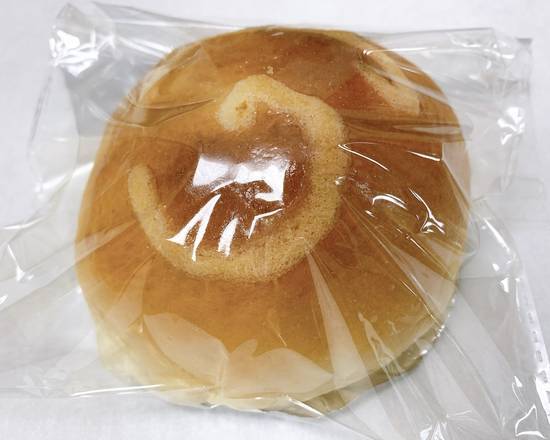 Custard Bun (奶黄包)